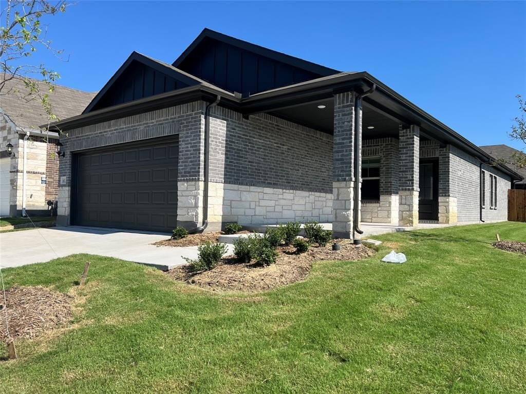 613 Russell Drive, McKinney, TX 75069, 4 Bedrooms Bedrooms, ,2 BathroomsBathrooms,Residential Lease,For Rent,613 Russell Drive,20663781
