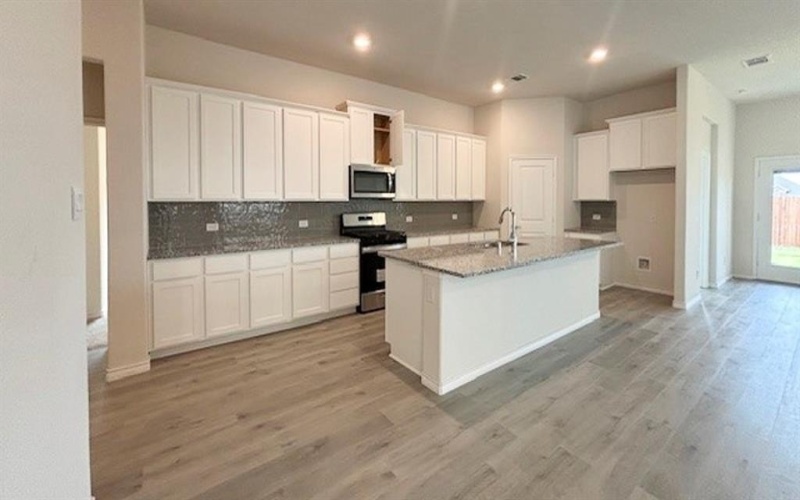 4116 Rim Trail, Forney, TX 75126, 4 Bedrooms Bedrooms, ,2 BathroomsBathrooms,Residential,For Sale,4116 Rim Trail,20663970