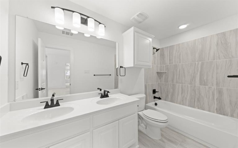 3100 Lake Village Drive, Anna, TX 75409, 5 Habitaciones Habitaciones , ,3 BañosBaños,Residential,En Venta,3100 Lake Village Drive,20664250