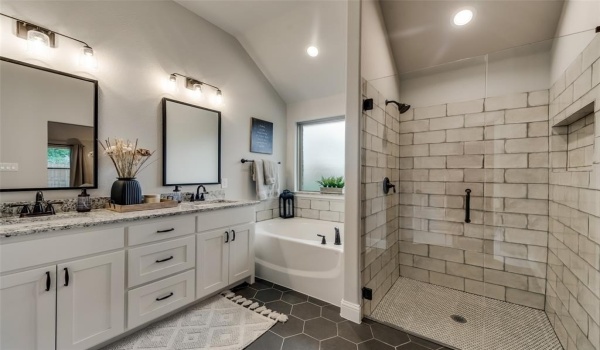 4803 Enclave Drive, Sanger, TX 76266, 3 Habitaciones Habitaciones , ,2 BañosBaños,Residential,En Venta,4803 Enclave Drive,20664308