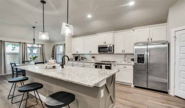 4803 Enclave Drive, Sanger, TX 76266, 3 Habitaciones Habitaciones , ,2 BañosBaños,Residential,En Venta,4803 Enclave Drive,20664308