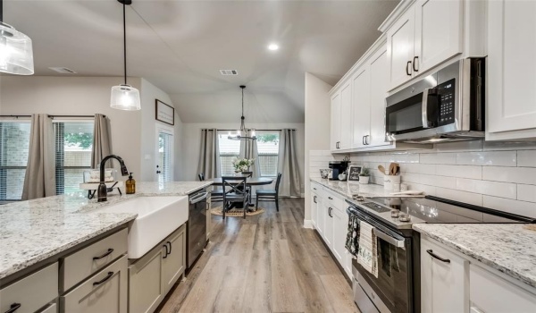 4803 Enclave Drive, Sanger, TX 76266, 3 Habitaciones Habitaciones , ,2 BañosBaños,Residential,En Venta,4803 Enclave Drive,20664308