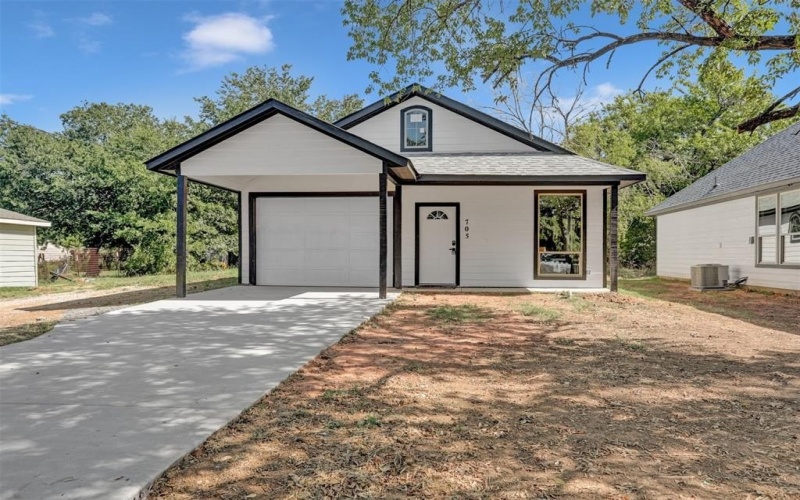 705 E Hanna Street, Denison, TX 75021, 3 Bedrooms Bedrooms, ,2 BathroomsBathrooms,Residential,For Sale,705 E Hanna Street,20665945