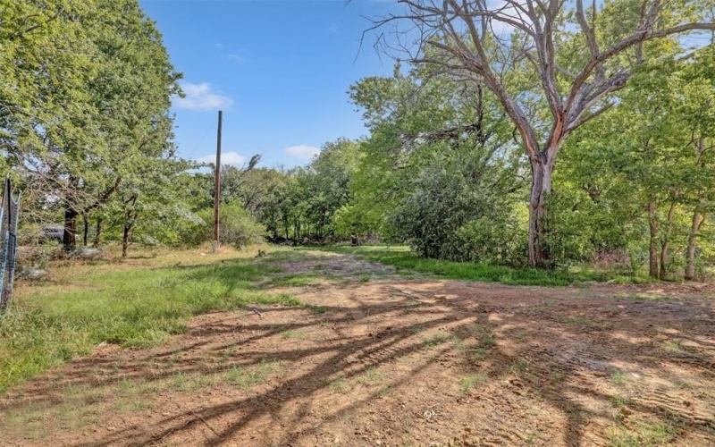 705 E Hanna Street, Denison, TX 75021, 3 Bedrooms Bedrooms, ,2 BathroomsBathrooms,Residential,For Sale,705 E Hanna Street,20665945