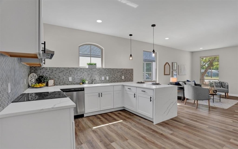 705 E Hanna Street, Denison, TX 75021, 3 Bedrooms Bedrooms, ,2 BathroomsBathrooms,Residential,For Sale,705 E Hanna Street,20665945