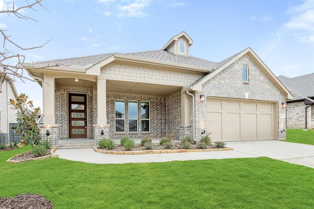 817 Twisted Leaf Lane, Little Elm, TX 76227, 4 Bedrooms Bedrooms, ,3 BathroomsBathrooms,Residential,For Sale,817 Twisted Leaf Lane,20675938