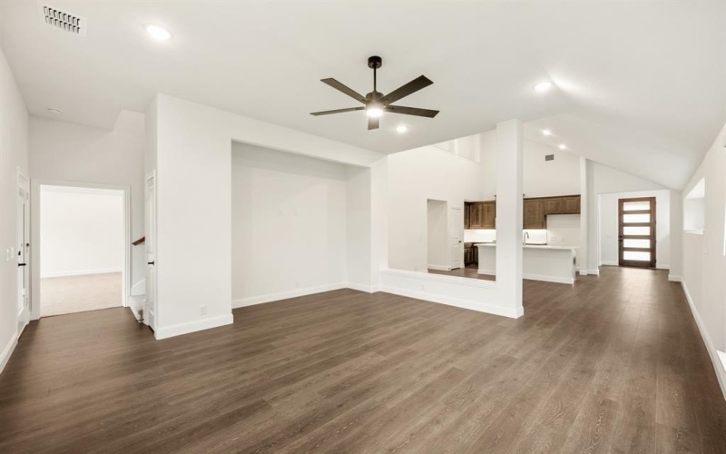 817 Twisted Leaf Lane, Little Elm, TX 76227, 4 Bedrooms Bedrooms, ,3 BathroomsBathrooms,Residential,For Sale,817 Twisted Leaf Lane,20675938