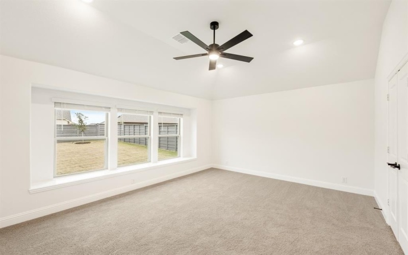 817 Twisted Leaf Lane, Little Elm, TX 76227, 4 Bedrooms Bedrooms, ,3 BathroomsBathrooms,Residential,For Sale,817 Twisted Leaf Lane,20675938