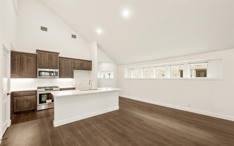 817 Twisted Leaf Lane, Little Elm, TX 76227, 4 Bedrooms Bedrooms, ,3 BathroomsBathrooms,Residential,For Sale,817 Twisted Leaf Lane,20675938