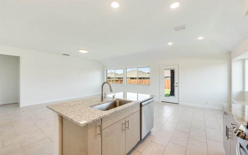 103 Winterwood Drive, Lavon, TX 75166, 3 Habitaciones Habitaciones , ,2 BañosBaños,Residential,En Venta,103 Winterwood Drive,20676201