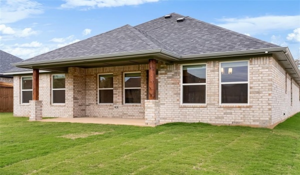 3858 Rose Hill Court, Denison, TX 75020, 3 Bedrooms Bedrooms, ,2 BathroomsBathrooms,Residential,For Sale,3858 Rose Hill Court,20676453