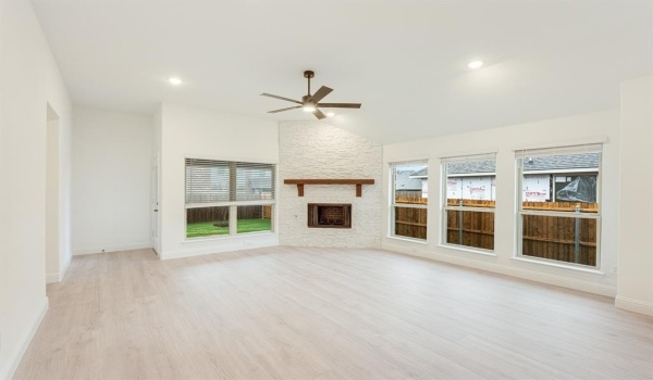 813 Split Oak Lane, Anna, TX 75409, 4 Bedrooms Bedrooms, ,2 BathroomsBathrooms,Residential,For Sale,813 Split Oak Lane,20676545