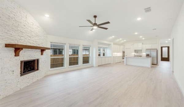 813 Split Oak Lane, Anna, TX 75409, 4 Bedrooms Bedrooms, ,2 BathroomsBathrooms,Residential,For Sale,813 Split Oak Lane,20676545
