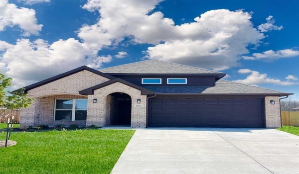 607 Nolan Drive, Sherman, TX 75092, 4 Bedrooms Bedrooms, ,2 BathroomsBathrooms,Residential,For Sale,607 Nolan Drive,20677002