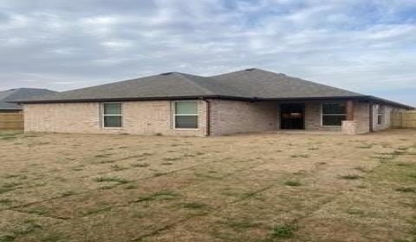 607 Nolan Drive, Sherman, TX 75092, 4 Bedrooms Bedrooms, ,2 BathroomsBathrooms,Residential,For Sale,607 Nolan Drive,20677002