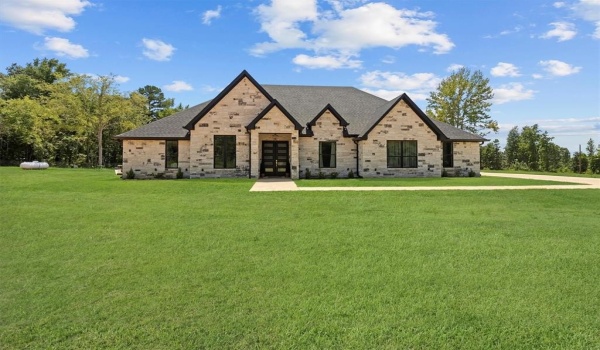315 County Road 3402, Bullard, TX 75757, 4 Bedrooms Bedrooms, ,2 BathroomsBathrooms,Residential,For Sale,315 County Road 3402,20679737
