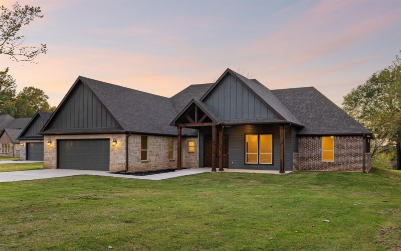 4836 S Theresa, Denison, TX 75020, 4 Bedrooms Bedrooms, ,2 BathroomsBathrooms,Residential,For Sale,4836 S Theresa,20679948