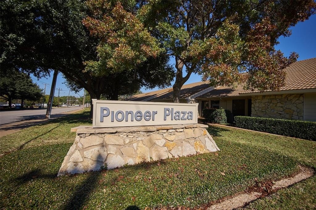 1134 W Pioneer Parkway, Arlington, TX 76013, ,Commercial Sale,For Sale,1134 W Pioneer Parkway,20681131