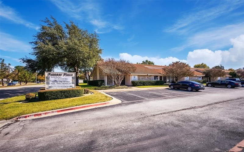 1134 W Pioneer Parkway, Arlington, TX 76013, ,Commercial Sale,For Sale,1134 W Pioneer Parkway,20681131