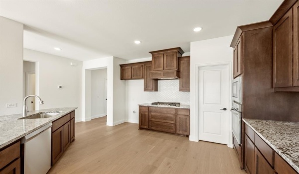 136 Greenback Trail, Fort Worth, TX 76131, 5 Habitaciones Habitaciones , ,3 BañosBaños,Residential,En Venta,136 Greenback Trail,20682298