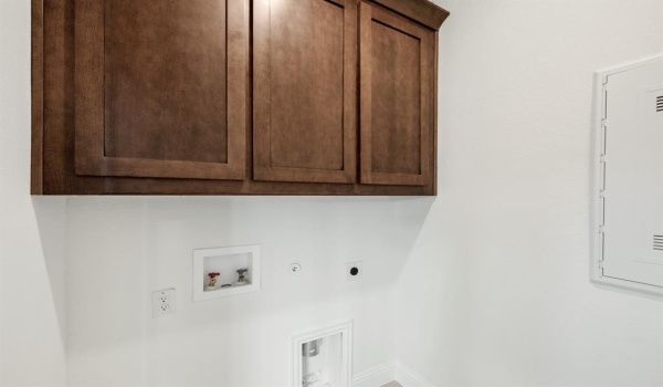 136 Greenback Trail, Fort Worth, TX 76131, 5 Habitaciones Habitaciones , ,3 BañosBaños,Residential,En Venta,136 Greenback Trail,20682298