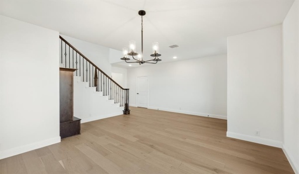 136 Greenback Trail, Fort Worth, TX 76131, 5 Habitaciones Habitaciones , ,3 BañosBaños,Residential,En Venta,136 Greenback Trail,20682298