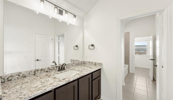 137 Verbena Ridge Drive, Fort Worth, TX 76131, 5 Habitaciones Habitaciones , ,3 BañosBaños,Residential,En Venta,137 Verbena Ridge Drive,20682355