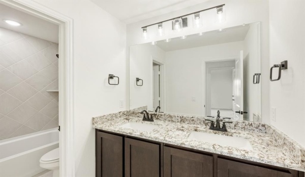 137 Verbena Ridge Drive, Fort Worth, TX 76131, 5 Habitaciones Habitaciones , ,3 BañosBaños,Residential,En Venta,137 Verbena Ridge Drive,20682355