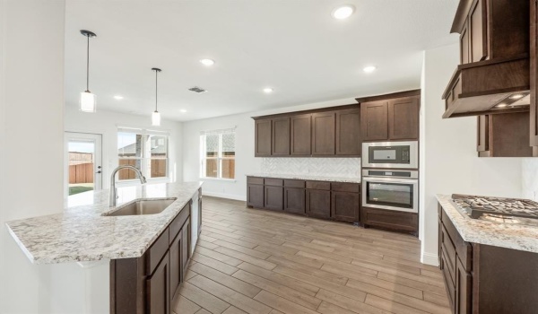 137 Verbena Ridge Drive, Fort Worth, TX 76131, 5 Habitaciones Habitaciones , ,3 BañosBaños,Residential,En Venta,137 Verbena Ridge Drive,20682355