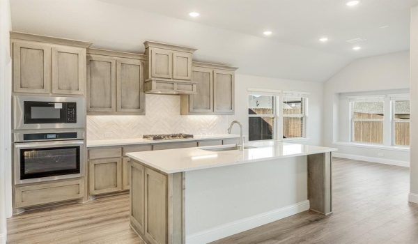 2800 Creekhollow Court, Denton, TX 76226, 5 Bedrooms Bedrooms, ,5 BathroomsBathrooms,Residential,For Sale,2800 Creekhollow Court,20683428