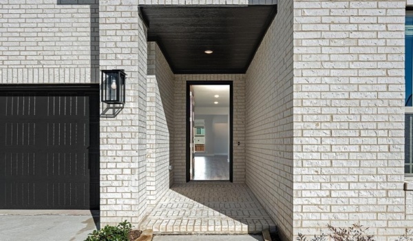 2800 Creekhollow Court, Denton, TX 76226, 5 Bedrooms Bedrooms, ,5 BathroomsBathrooms,Residential,For Sale,2800 Creekhollow Court,20683428