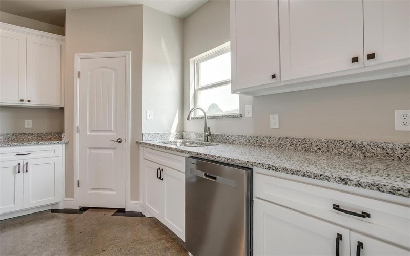30 Frost Lane, Mineral Wells, TX 76067, ,Commercial Sale,For Sale,30 Frost Lane,20683899