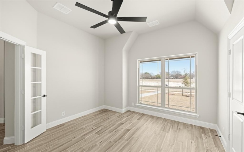 403 Crystal Lake Lane, Red Oak, TX 75154, 4 Habitaciones Habitaciones , ,3 BañosBaños,Residential,En Venta,403 Crystal Lake Lane,20702830