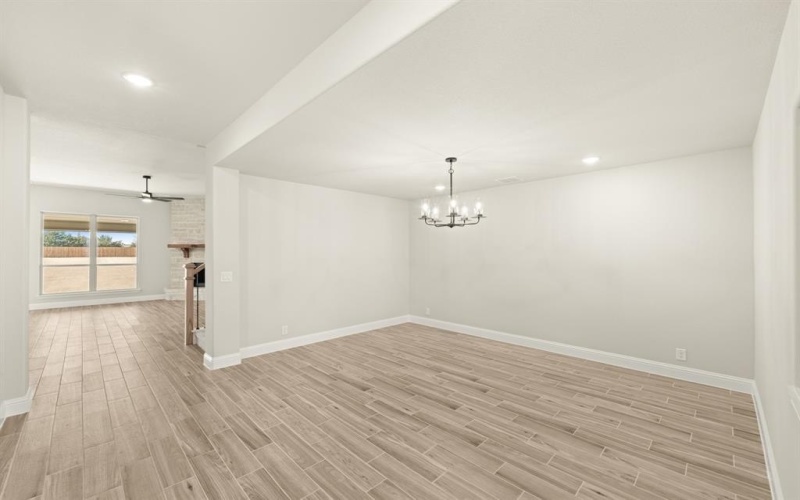 403 Crystal Lake Lane, Red Oak, TX 75154, 4 Habitaciones Habitaciones , ,3 BañosBaños,Residential,En Venta,403 Crystal Lake Lane,20702830