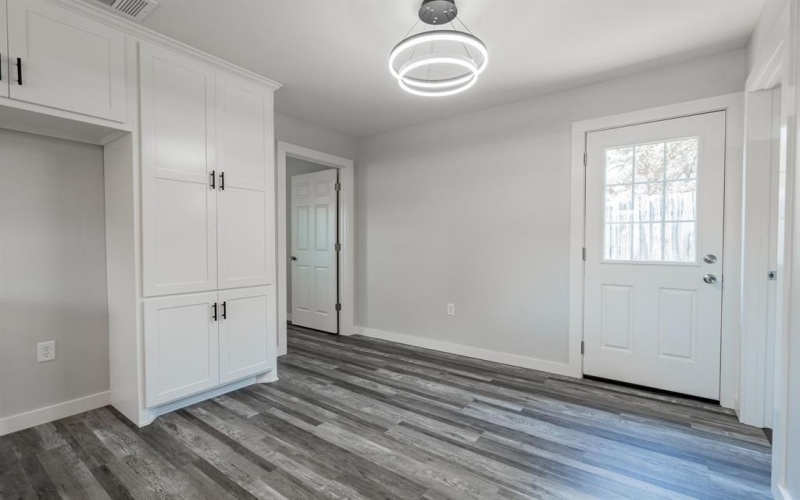 304 Pine Street, Seven Points, TX 75143, 3 Bedrooms Bedrooms, ,2 BathroomsBathrooms,Residential,For Sale,304 Pine Street,20703158