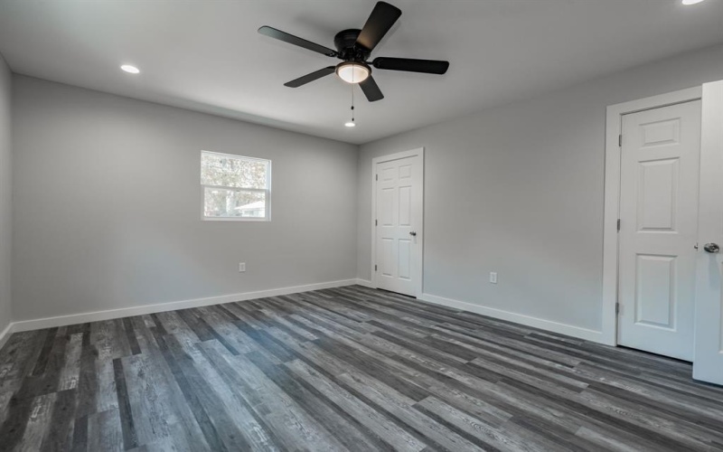 304 Pine Street, Seven Points, TX 75143, 3 Bedrooms Bedrooms, ,2 BathroomsBathrooms,Residential,For Sale,304 Pine Street,20703158