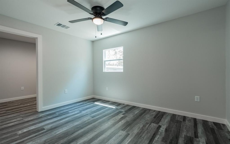 304 Pine Street, Seven Points, TX 75143, 3 Bedrooms Bedrooms, ,2 BathroomsBathrooms,Residential,For Sale,304 Pine Street,20703158