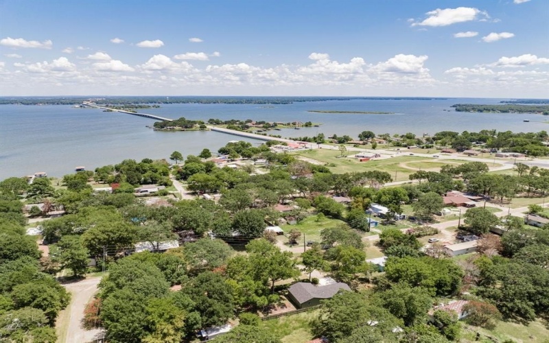 304 Pine Street, Seven Points, TX 75143, 3 Bedrooms Bedrooms, ,2 BathroomsBathrooms,Residential,For Sale,304 Pine Street,20703158