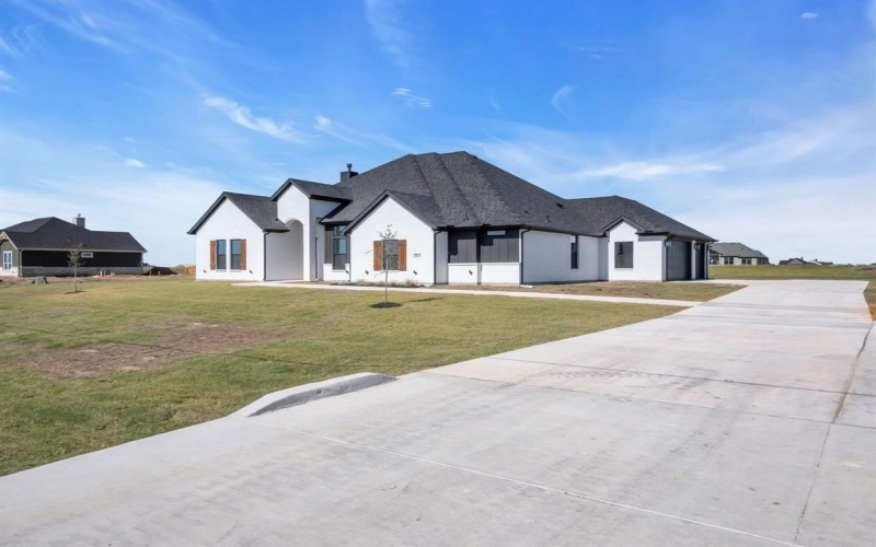 541 N Armstrong Road, Venus, TX 76084, 4 Bedrooms Bedrooms, ,3 BathroomsBathrooms,Residential,For Sale,541 N Armstrong Road,20704095