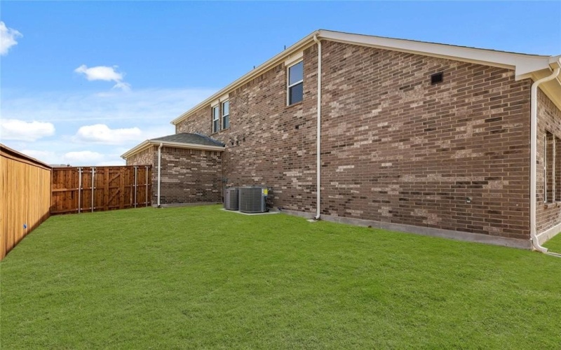 649 Landry Lane, Forney, TX 75126, 4 Bedrooms Bedrooms, ,3 BathroomsBathrooms,Residential,For Sale,649 Landry Lane,20704404