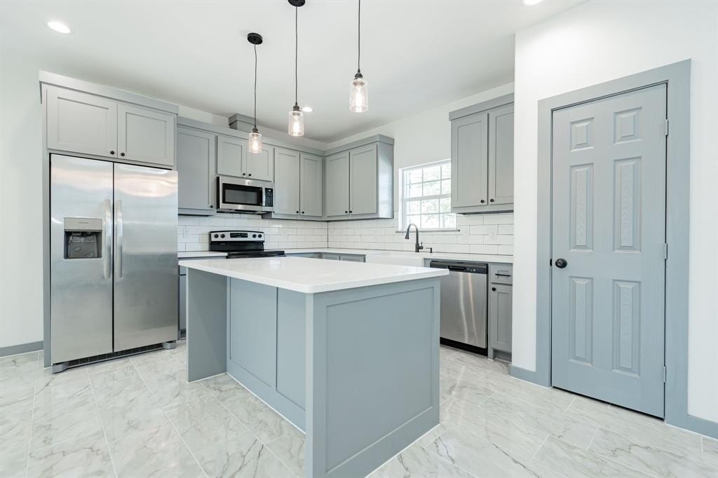 1417 Marshall Street, Greenville, TX 75401, 3 Bedrooms Bedrooms, ,2 BathroomsBathrooms,Residential,For Sale,1417 Marshall Street,20704539