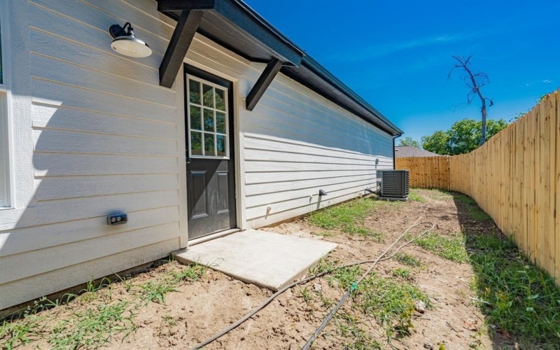 1417 Marshall Street, Greenville, TX 75401, 3 Bedrooms Bedrooms, ,2 BathroomsBathrooms,Residential,For Sale,1417 Marshall Street,20704539