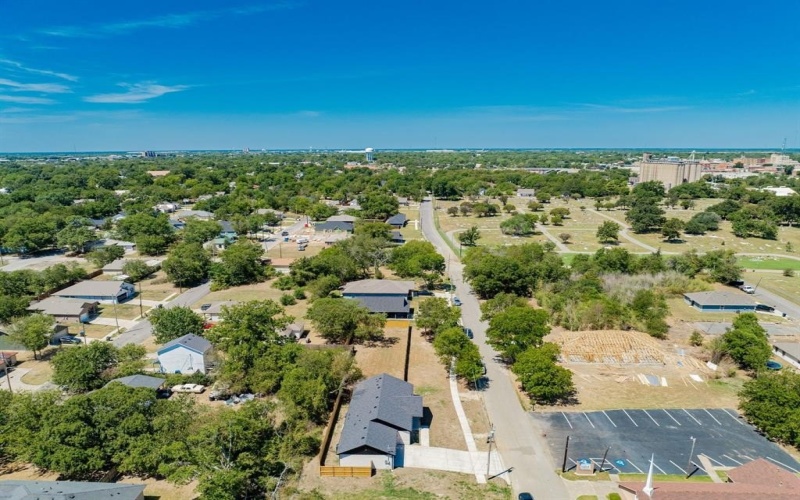 1417 Marshall Street, Greenville, TX 75401, 3 Bedrooms Bedrooms, ,2 BathroomsBathrooms,Residential,For Sale,1417 Marshall Street,20704539