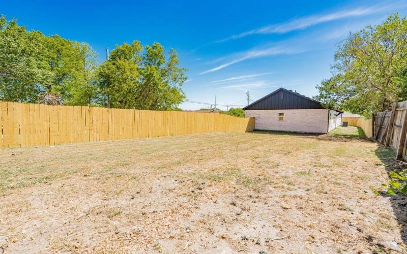 1417 Marshall Street, Greenville, TX 75401, 3 Bedrooms Bedrooms, ,2 BathroomsBathrooms,Residential,For Sale,1417 Marshall Street,20704539