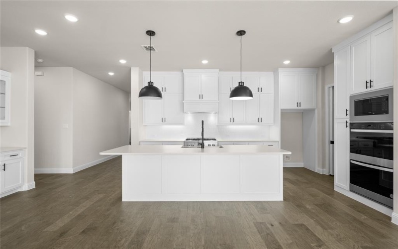 14441 Walsh Avenue, Fort Worth, TX 76008, 4 Habitaciones Habitaciones , ,3 BañosBaños,Residential,En Venta,14441 Walsh Avenue,20706321
