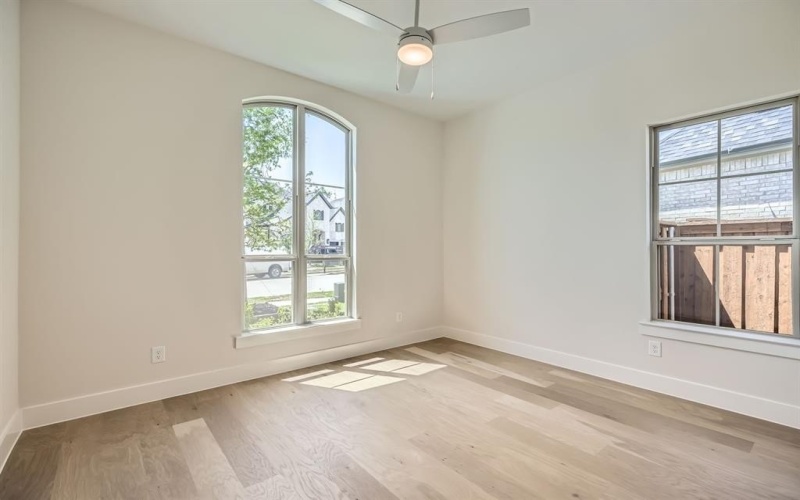 8725 Edgewater Drive, The Colony, TX 75056, 5 Habitaciones Habitaciones , ,6 BañosBaños,Residential,En Venta,8725 Edgewater Drive,20707038