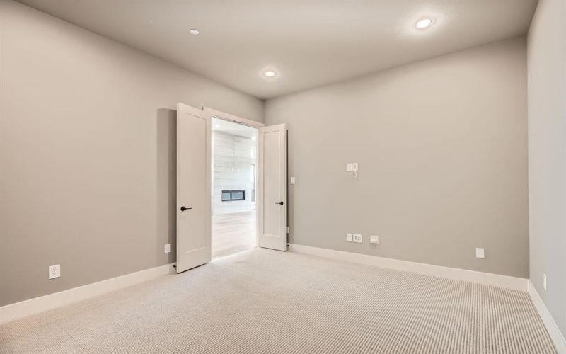 8725 Edgewater Drive, The Colony, TX 75056, 5 Habitaciones Habitaciones , ,6 BañosBaños,Residential,En Venta,8725 Edgewater Drive,20707038