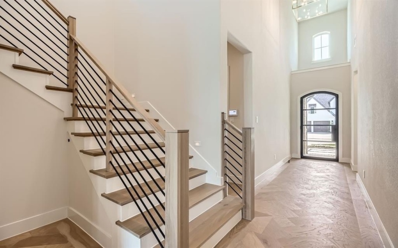 8725 Edgewater Drive, The Colony, TX 75056, 5 Habitaciones Habitaciones , ,6 BañosBaños,Residential,En Venta,8725 Edgewater Drive,20707038