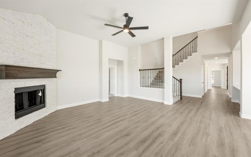 443 Crystal Lake Lane, Red Oak, TX 75154, 4 Habitaciones Habitaciones , ,3 BañosBaños,Residential,En Venta,443 Crystal Lake Lane,20707110