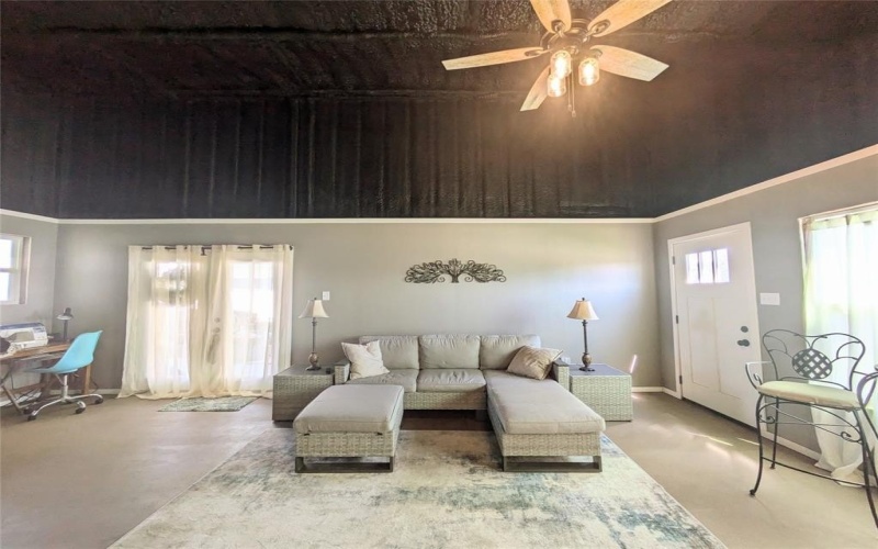 154 Yosemite Drive, Whitney, TX 76692, 1 Bedroom Bedrooms, ,1 BathroomBathrooms,Residential,For Sale,154 Yosemite Drive,20691811